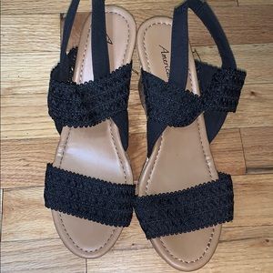 Black strap wedges